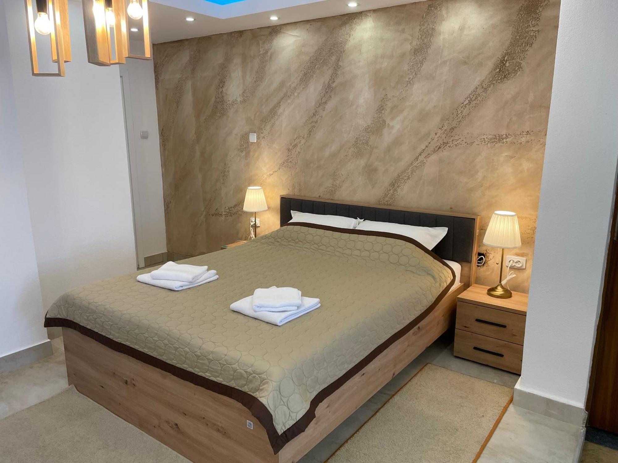 Bora Apartmani - Free Parking - City Center Vranje Exteriér fotografie